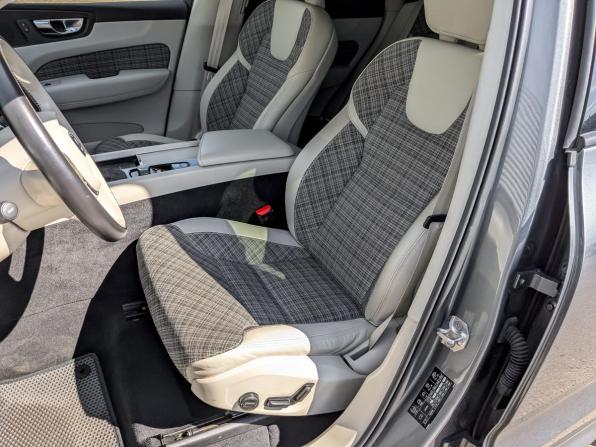 Volvo XC60 II с пробегом 2021 года, цена 4 150 000 рублей, 89374 км, внедорожник, Автокод Объявления