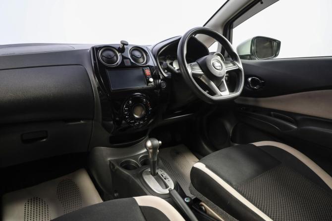 Nissan Note II Рестайлинг с пробегом 2017 года, цена 1 099 000 рублей, 174500 км, хэтчбек, Автокод Объявления