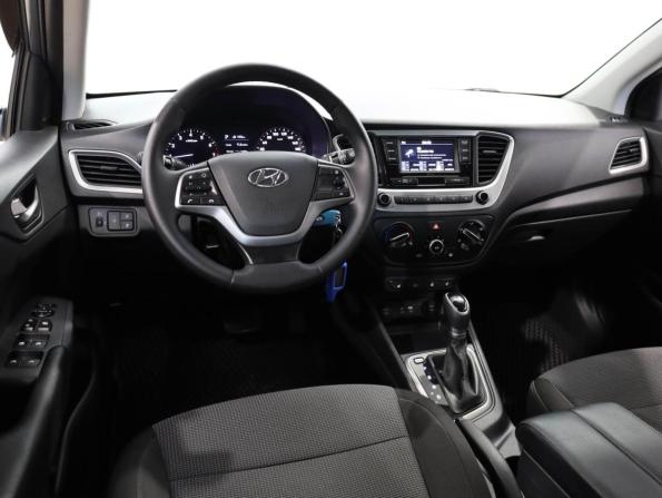 Hyundai Solaris II с пробегом 2018 года, цена 1 579 000 рублей, 89622 км, седан, Автокод Объявления
