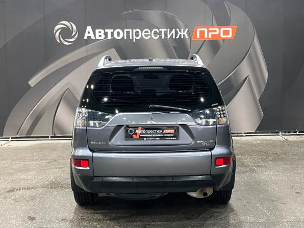 Mitsubishi Outlander II Рестайлинг с пробегом 2010 года, цена 1 019 000 рублей, 146659 км, внедорожник, Автокод Объявления