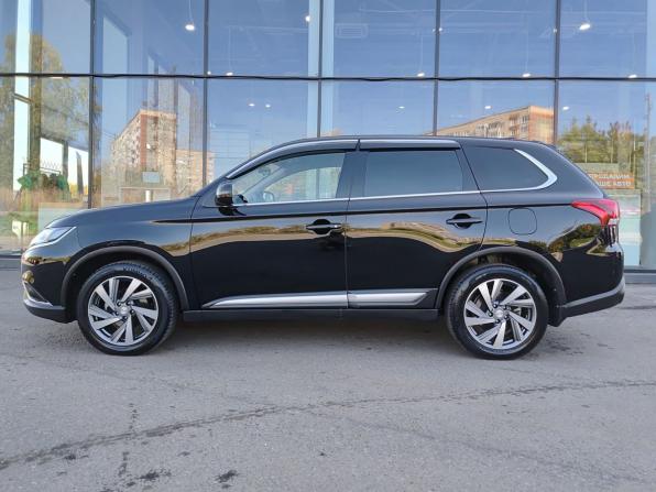 Mitsubishi Outlander III Рестайлинг 3 с пробегом 2021 года, цена 2 730 000 рублей, 58358 км, внедорожник, Автокод Объявления