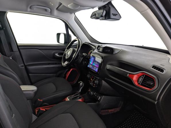 Jeep Renegade I Рестайлинг с пробегом 2018 года, цена 1 650 000 рублей, 152197 км, внедорожник, Автокод Объявления