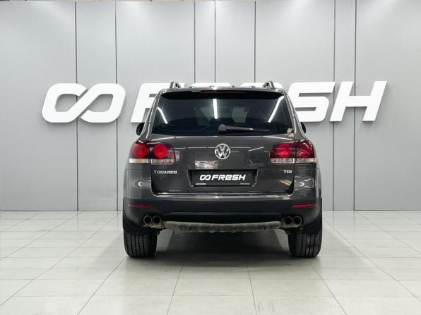 Volkswagen Touareg I Рестайлинг с пробегом 2007 года, цена 900 000 рублей, 243585 км, внедорожник, Автокод Объявления