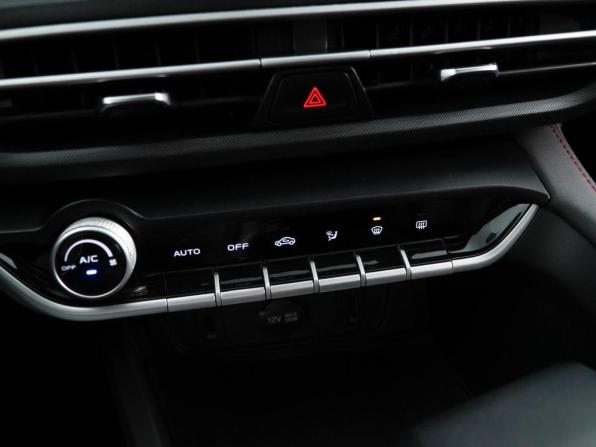 Changan Eado Plus с пробегом 2023 года, цена 1 457 077 рублей, 52346 км, седан, Автокод Объявления