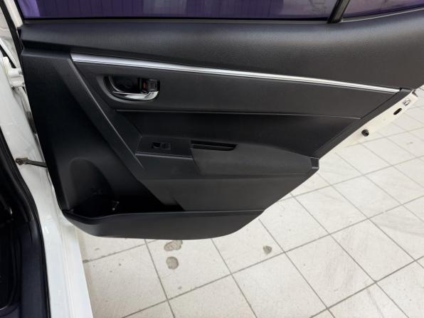 Toyota Corolla XI (E160 E170 E180) с пробегом 2013 года, цена 1 289 000 рублей, 161422 км, седан, Автокод Объявления