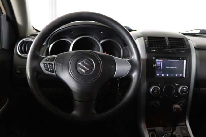 Suzuki Grand Vitara II Рестайлинг с пробегом 2011 года, цена 1 039 990 рублей, 177574 км, внедорожник, Автокод Объявления