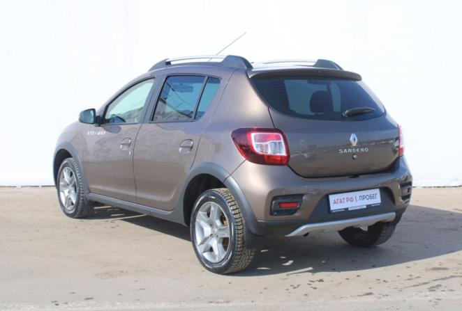 Renault Sandero II Рестайлинг с пробегом 2020 года, цена 1 120 000 рублей, 99228 км, хэтчбек, Автокод Объявления