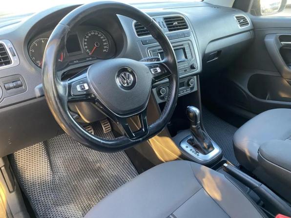 Volkswagen Polo V Рестайлинг с пробегом 2016 года, цена 890 000 рублей, 150700 км, седан, Автокод Объявления