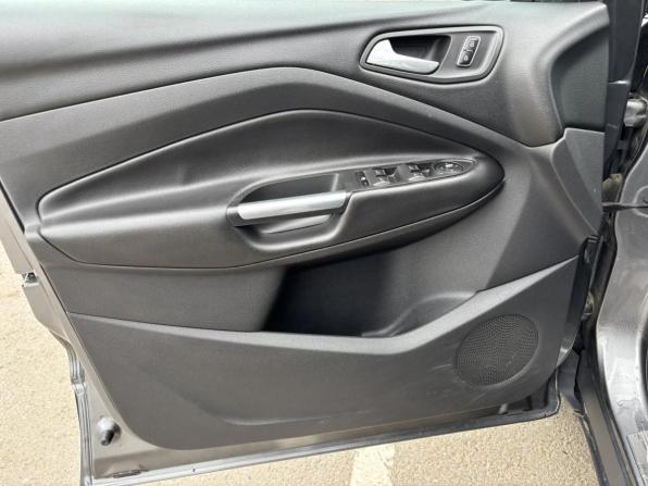 Ford Kuga II с пробегом 2013 года, цена 1 250 000 рублей, 219000 км, внедорожник, Автокод Объявления