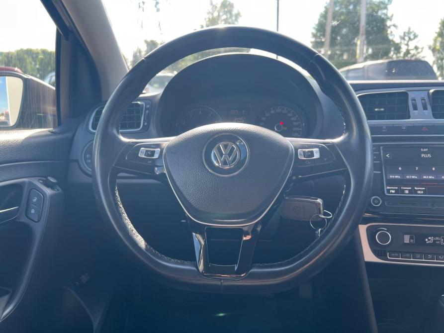 Volkswagen Polo V Рестайлинг Стерлитамак  - изображение 15