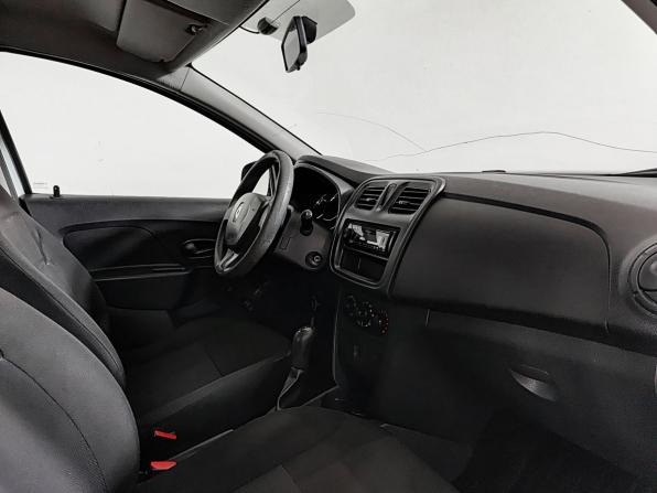 Renault Sandero II с пробегом 2017 года, цена 640 000 рублей, 107550 км, хэтчбек, Автокод Объявления