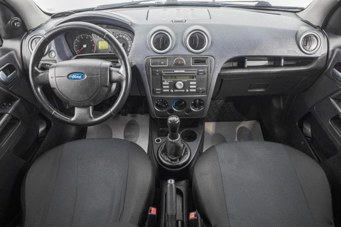 Ford Fusion I Рестайлинг с пробегом 2006 года, цена 499 000 рублей, 180000 км, хэтчбек, Автокод Объявления