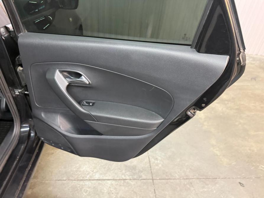 Volkswagen Polo V Краснодар  - изображение 15