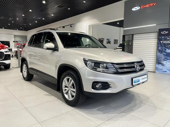 Volkswagen Tiguan I Рестайлинг с пробегом 2014 года, цена 1 155 000 рублей, 279174 км, внедорожник, Автокод Объявления
