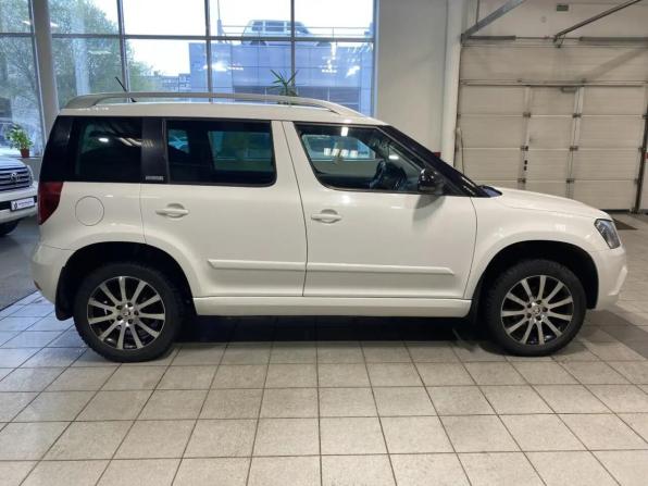 Skoda Yeti I Рестайлинг с пробегом 2014 года, цена 1 179 000 рублей, 162120 км, внедорожник, Автокод Объявления