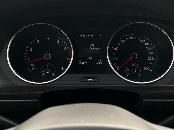 Volkswagen Tiguan II Рестайлинг с пробегом 2021 года, цена 2 499 000 рублей, 153050 км, внедорожник, Автокод Объявления