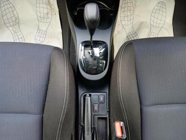 Toyota Vitz III (XP130) Рестайлинг 2 с пробегом 2018 года, цена 1 200 000 рублей, 129623 км, хэтчбек, Автокод Объявления
