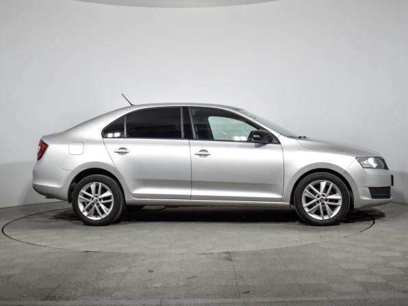 Skoda Rapid I Рестайлинг с пробегом 2018 года, цена 1 230 000 рублей, 88227 км, лифтбек, Автокод Объявления