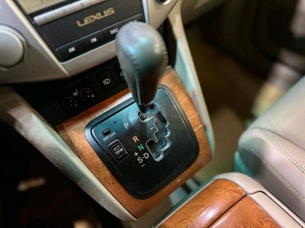 Lexus RX II Рестайлинг с пробегом 2006 года, цена 1 049 000 рублей, 291816 км, внедорожник, Автокод Объявления