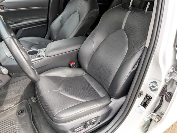 Toyota Camry VIII (XV70) Рестайлинг с пробегом 2021 года, цена 3 535 000 рублей, 63985 км, седан, Автокод Объявления