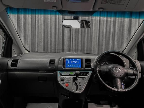 Toyota Wish I с пробегом 2003 года, цена 700 000 рублей, 220000 км, минивэн, Автокод Объявления