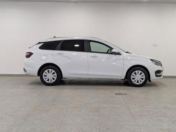 Lada (ВАЗ) Vesta I Рестайлинг (NG) с пробегом 2024 года, цена 1 600 000 рублей, 46317 км, универсал, Автокод Объявления