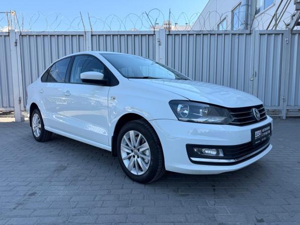 Volkswagen Polo V Рестайлинг с пробегом 2017 года, цена 1 049 000 рублей, 190000 км, седан, Автокод Объявления