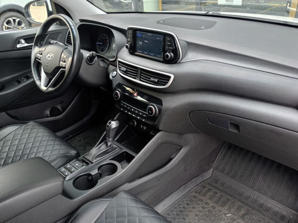 Hyundai Tucson III Рестайлинг с пробегом 2019 года, цена 2 362 800 рублей, 137000 км, внедорожник, Автокод Объявления