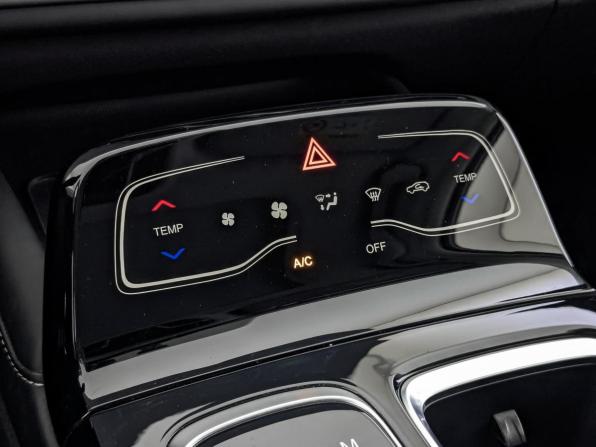 JAC JS6 с пробегом 2022 года, цена 1 200 000 рублей, 158229 км, внедорожник, Автокод Объявления