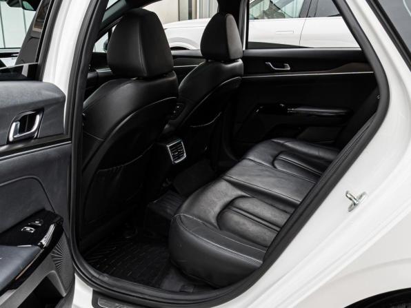 Kia K5 III с пробегом 2020 года, цена 3 230 000 рублей, 63956 км, седан, Автокод Объявления
