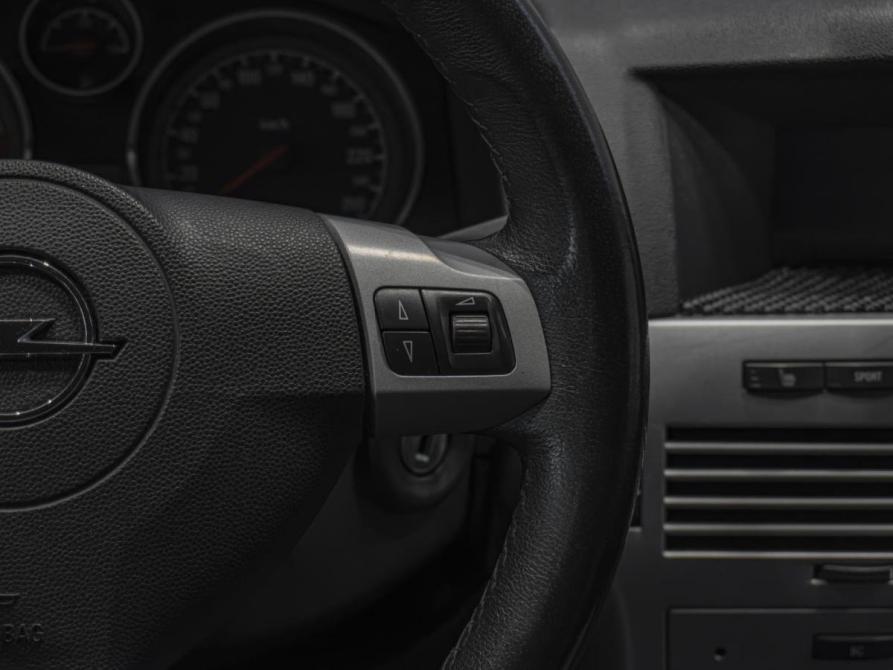 Opel Astra H Рестайлинг Мурманск  - изображение 18