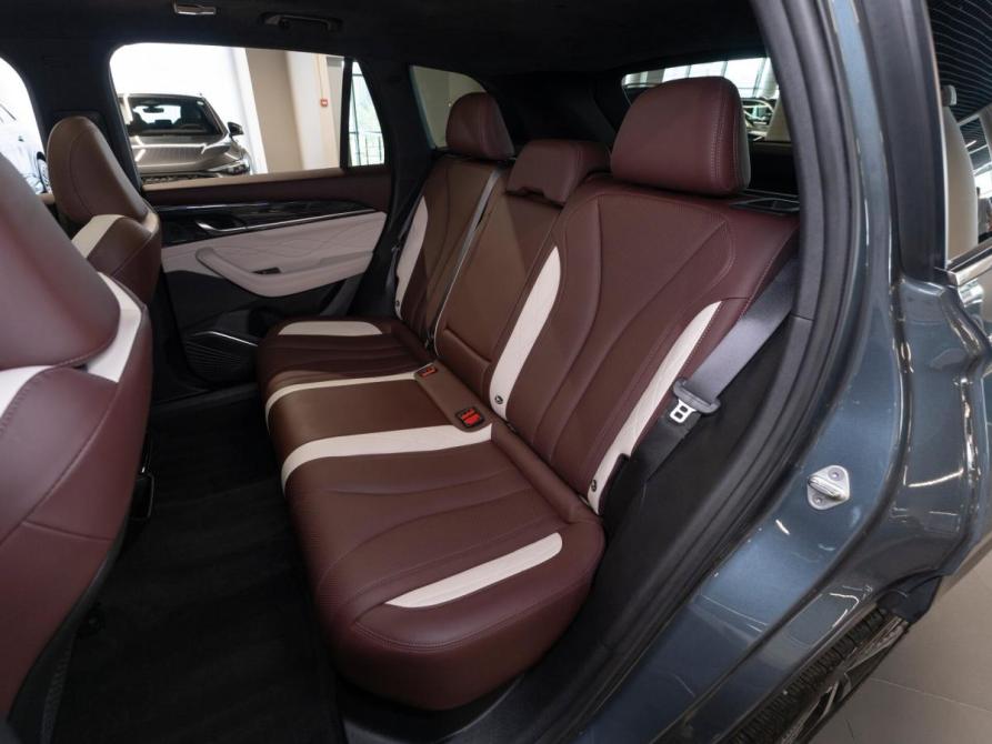 Geely Monjaro I Москва  - изображение 14