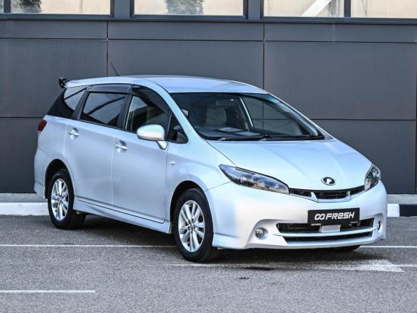 Toyota Wish II с пробегом 2010 года, цена 999 000 рублей, 240915 км, минивэн, Автокод Объявления