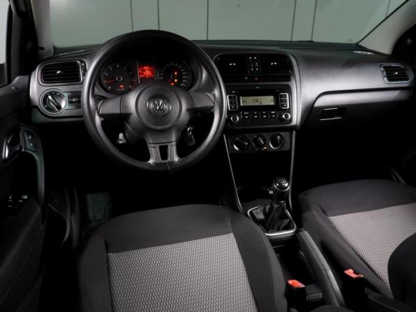 Volkswagen Polo V с пробегом 2014 года, цена 1 054 000 рублей, 84485 км, седан, Автокод Объявления