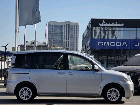 Toyota Sienta I Рестайлинг 2 с пробегом 2013 года, цена 864 000 рублей, 149274 км, компактвэн, Автокод Объявления