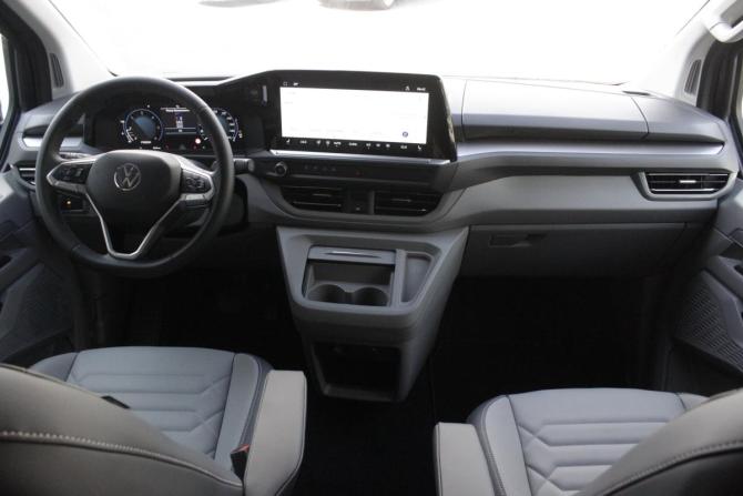 Volkswagen Caravelle T7 с пробегом 2025 года, цена 9 700 000 рублей, 42 км, минивэн, Автокод Объявления