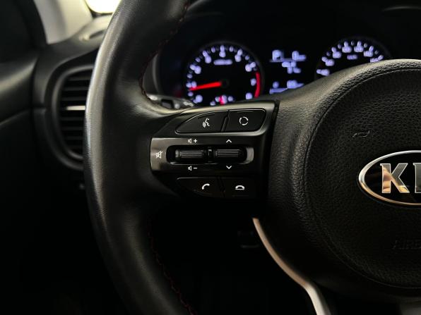 Kia Rio IV с пробегом 2020 года, цена 1 700 000 рублей, 83985 км, седан, Автокод Объявления