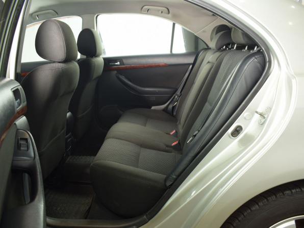 Toyota Avensis II с пробегом 2004 года, цена 658 999 рублей, 301126 км, седан, Автокод Объявления