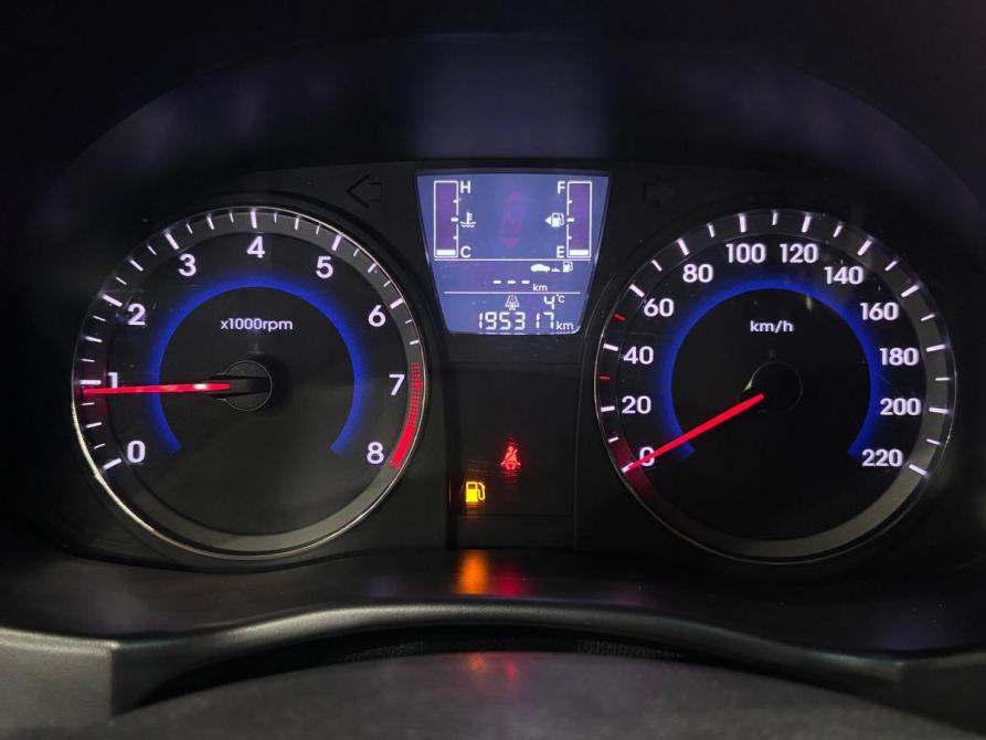 Hyundai Solaris I Рестайлинг Ставрополь  - изображение 12