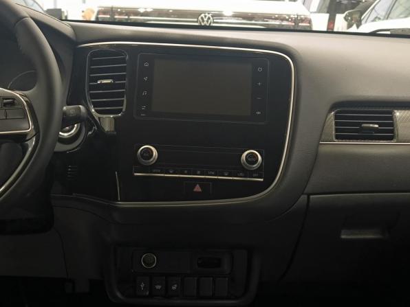 Mitsubishi Outlander III Рестайлинг 3 с пробегом 2020 года, цена 2 650 000 рублей, 46450 км, внедорожник, Автокод Объявления
