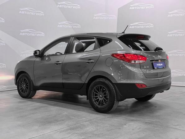 Hyundai ix35 I Рестайлинг с пробегом 2014 года, цена 1 650 000 рублей, 178000 км, внедорожник, Автокод Объявления