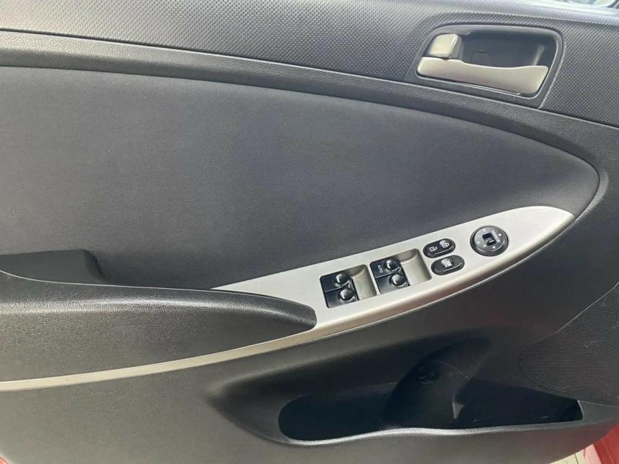 Hyundai Solaris I Рестайлинг Набережные Челны  - изображение 6