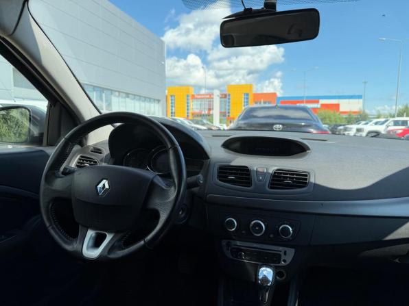 Renault Fluence I Рестайлинг с пробегом 2013 года, цена 750 000 рублей, 209235 км, седан, Автокод Объявления