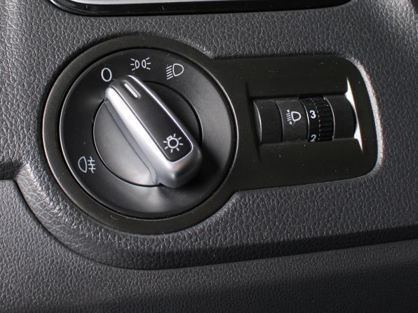 Volkswagen Polo V Рестайлинг с пробегом 2018 года, цена 1 400 000 рублей, 69555 км, седан, Автокод Объявления