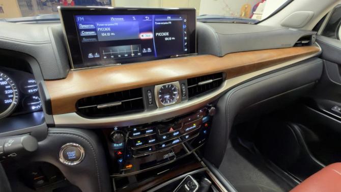 Lexus LX III Рестайлинг 2 с пробегом 2016 года, цена 6 250 000 рублей, 250000 км, внедорожник, Автокод Объявления