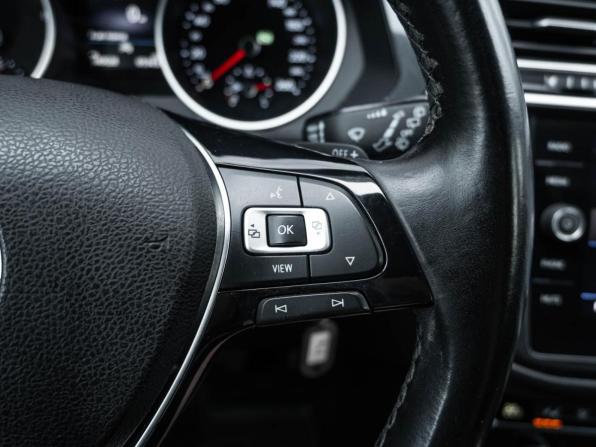 Volkswagen Tiguan II с пробегом 2020 года, цена 2 325 700 рублей, 140028 км, внедорожник, Автокод Объявления