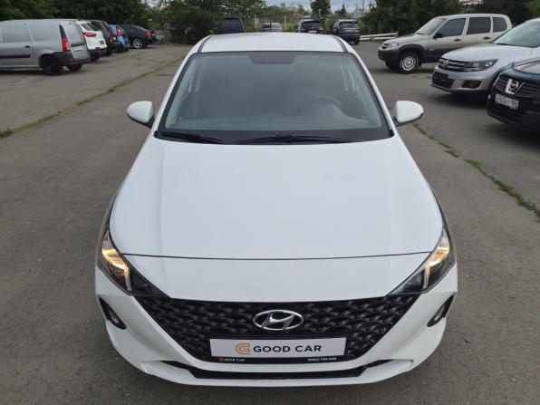 Hyundai Solaris II Рестайлинг с пробегом 2021 года, цена 1 500 000 рублей, 129460 км, седан, Автокод Объявления