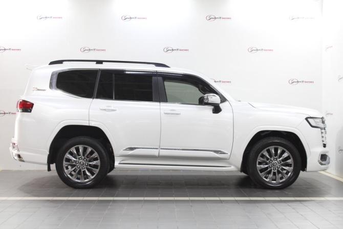 Toyota Land Cruiser 300 Series с пробегом 2021 года, цена 11 000 000 рублей, 68946 км, внедорожник, Автокод Объявления