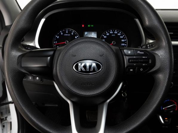 Kia Rio IV Рестайлинг с пробегом 2021 года, цена 1 749 000 рублей, 84350 км, седан, Автокод Объявления