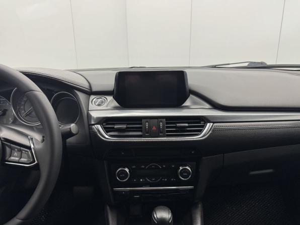 Mazda 6 III (GJ) Рестайлинг с пробегом 2017 года, цена 1 570 000 рублей, 192781 км, седан, Автокод Объявления